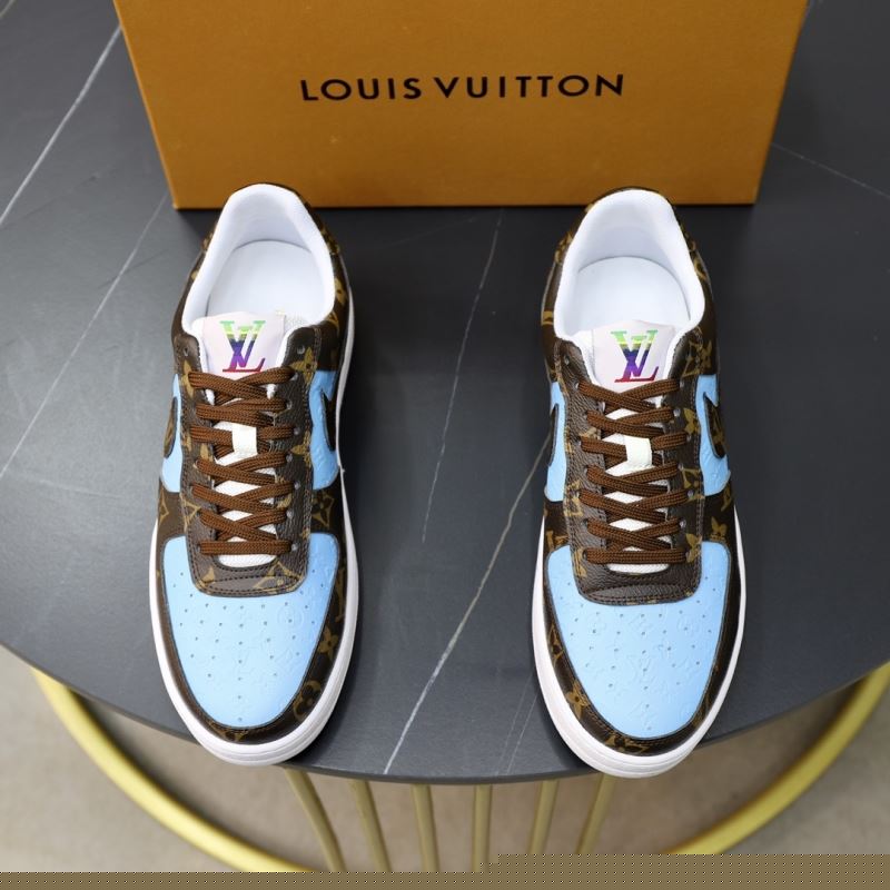l**is V*t*n sneakers